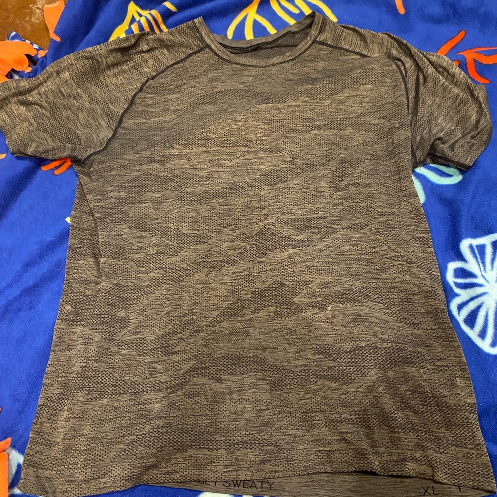 Lululemon Short Sleeve Tee
